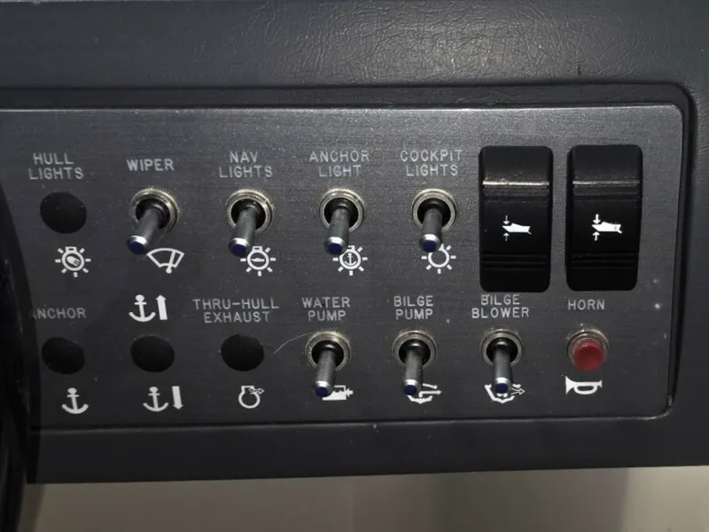 Slide: The Image of Sea Ray 260 Sun Deck 2010 - 7269334