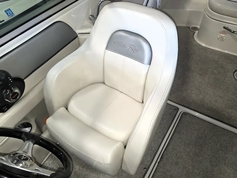 Slide: The Image of Sea Ray 260 Sun Deck 2010 - 7269336