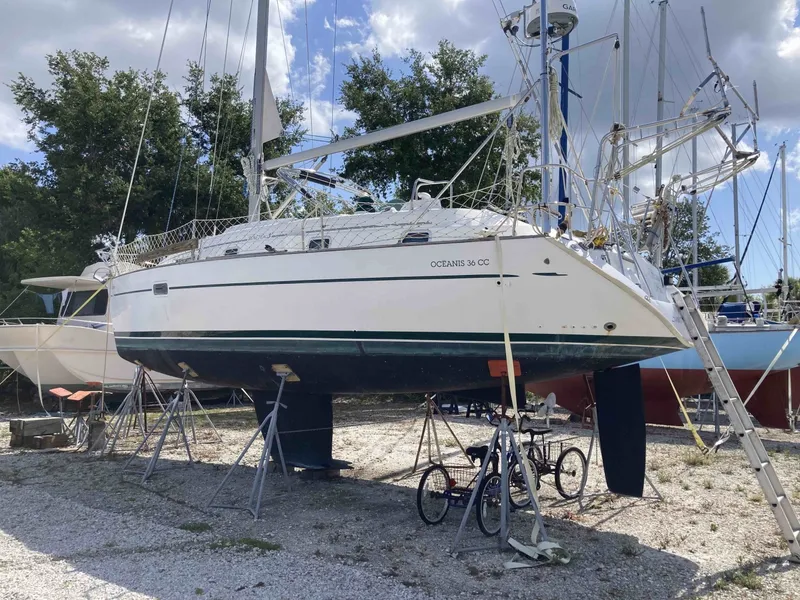 Slide: The Image of Beneteau Oceanis 36CC 1997 - 7269391