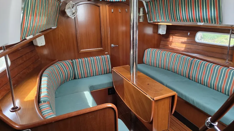 Slide: The Image of Beneteau Oceanis 36CC 1997 - 7269378
