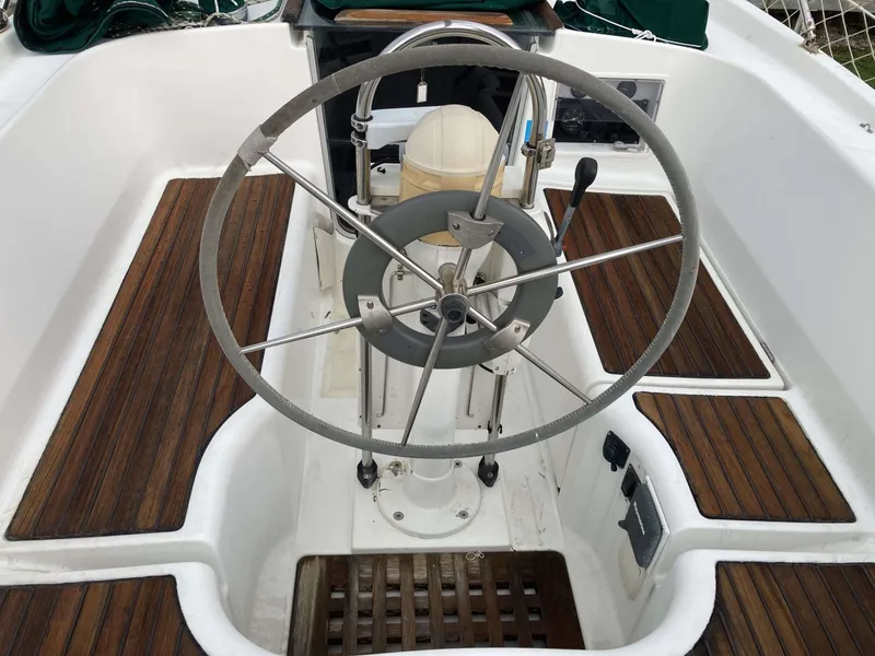 Slide: The Image of Beneteau Oceanis 36CC 1997 - 7269392