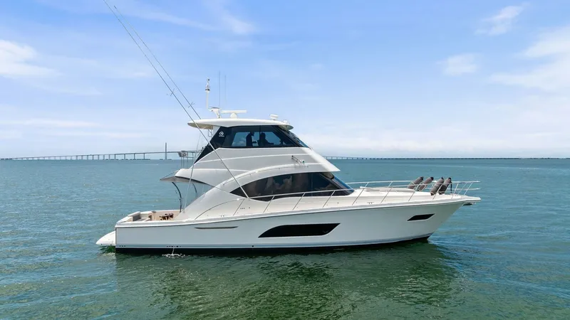 The Image of Riviera 57 Enclosed Bridge 2021 - 7537456
