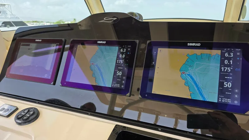 Slide: The Image of Scout 350 LXF 2017 - 7287266