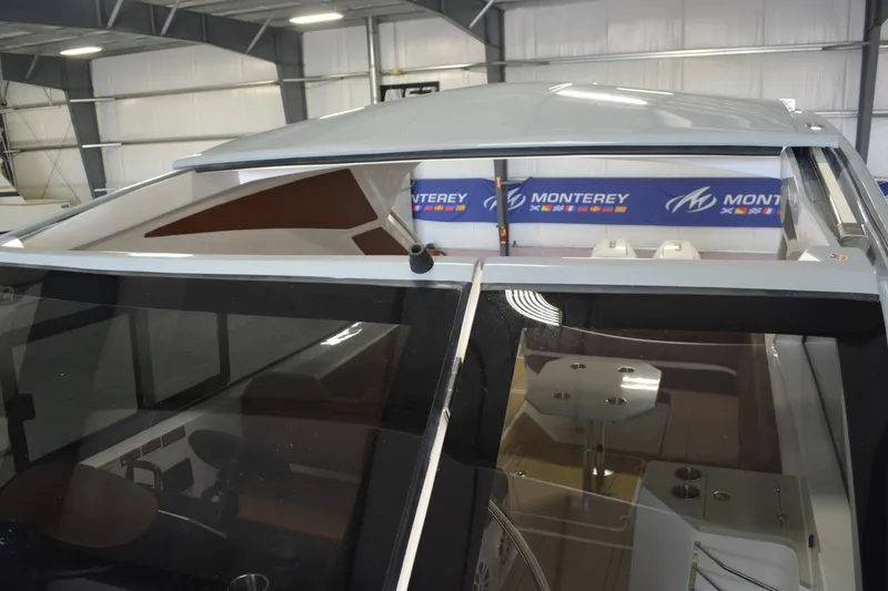 Slide: The Image of NX Boats 370 Sport 2027 - 7287532