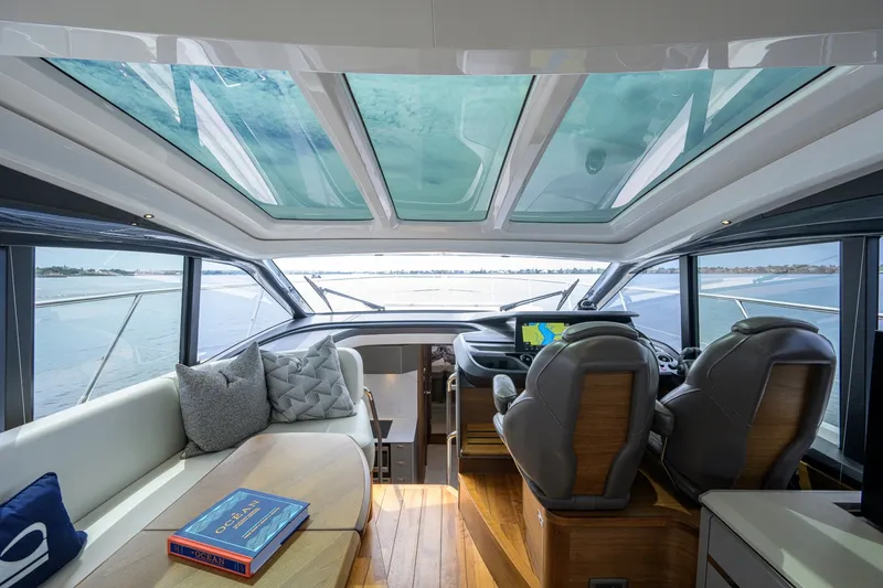 Slide: The Image of Princess 50 - Crown - Salon 2024 Princess 50 V50 - Crown - 7309511