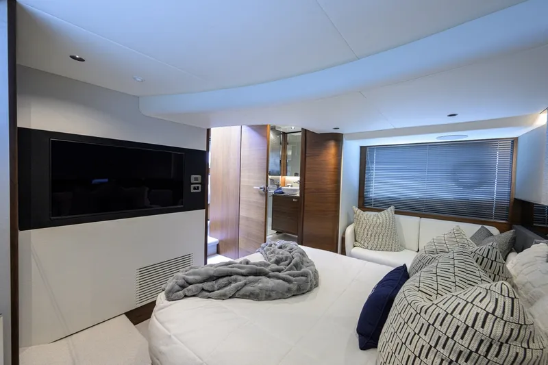 Slide: The Image of Princess 50 - Crown - Stateroom 2024 Princess 50 V50 - Crown - 7309540