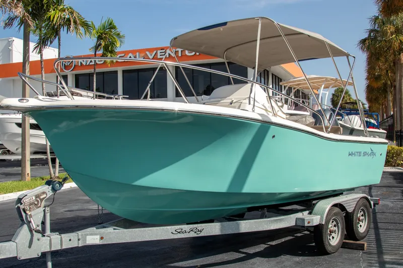 The Image of White Shark 210CC 2023 - 7288042