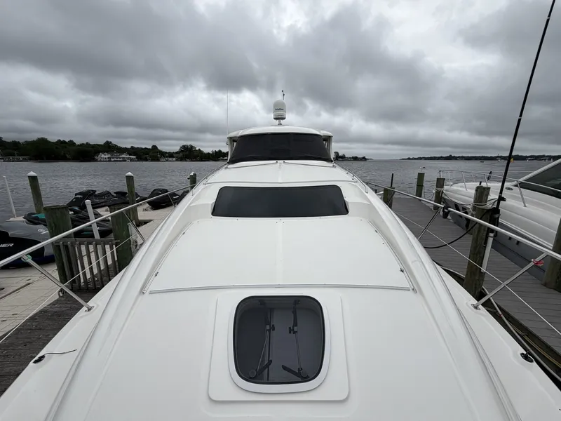 Slide: The Image of Sea Ray 390 Motor Yacht 2005 - 7288285