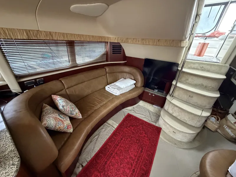Slide: The Image of Sea Ray 390 Motor Yacht 2005 - 7288260