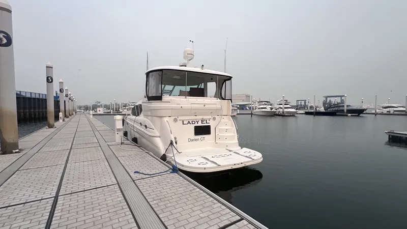 Slide: The Image of Sea Ray 390 Motor Yacht 2005 - 7288318