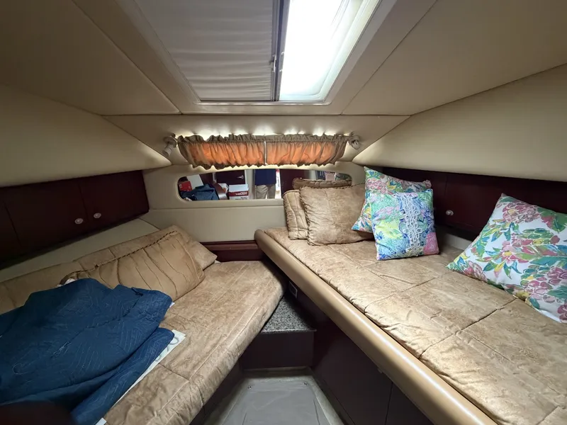 Slide: The Image of Sea Ray 390 Motor Yacht 2005 - 7288270