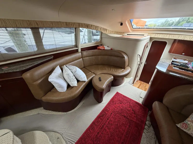 Slide: The Image of Sea Ray 390 Motor Yacht 2005 - 7288261