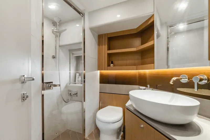 Slide: The Image of Absolute Navetta 52 2022 - 7398351