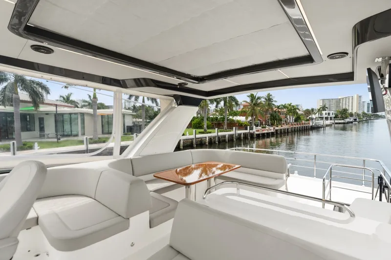 Slide: The Image of Absolute Navetta 52 2022 - 7398307