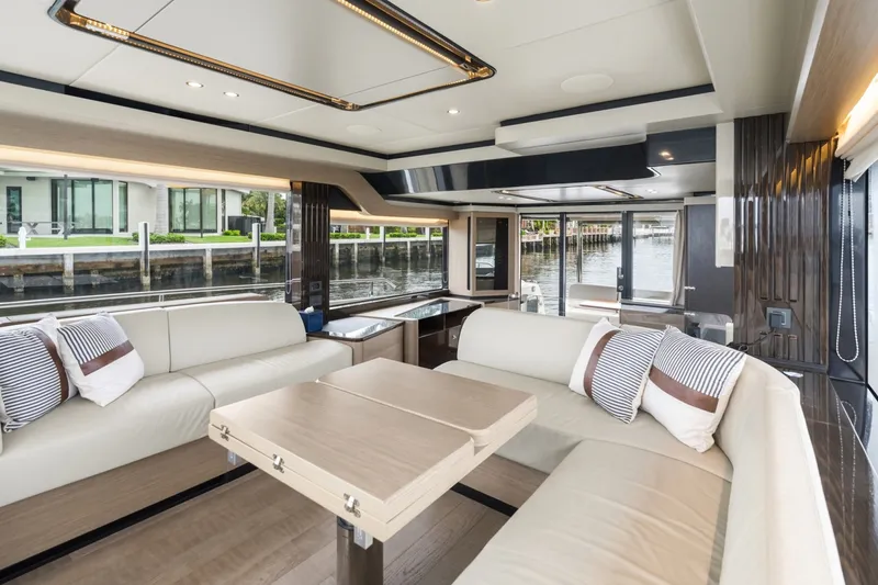 Slide: The Image of Absolute Navetta 52 2022 - 7398334