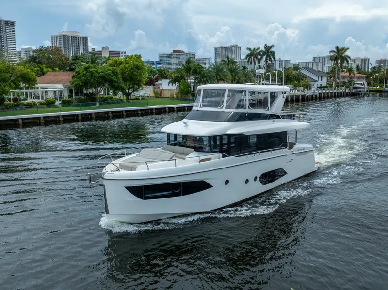 Slide: The Image of Absolute Navetta 52 2022 - 7398303