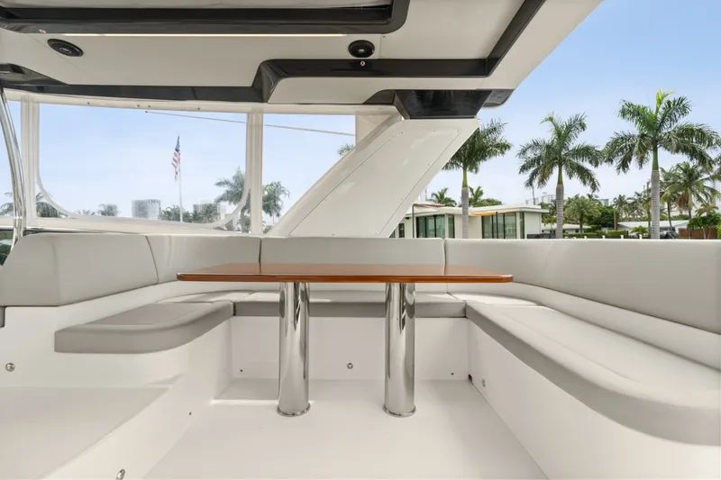 Slide: The Image of Absolute Navetta 52 2022 - 7398306