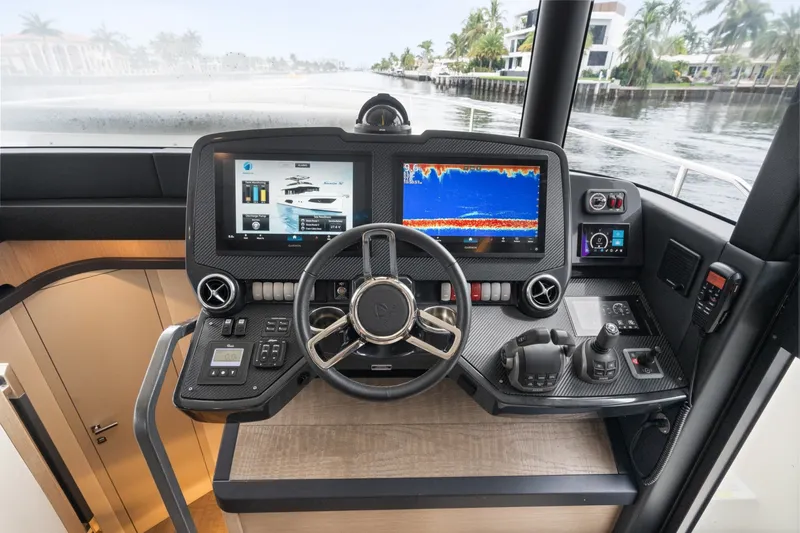 Slide: The Image of Absolute Navetta 52 2022 - 7398343