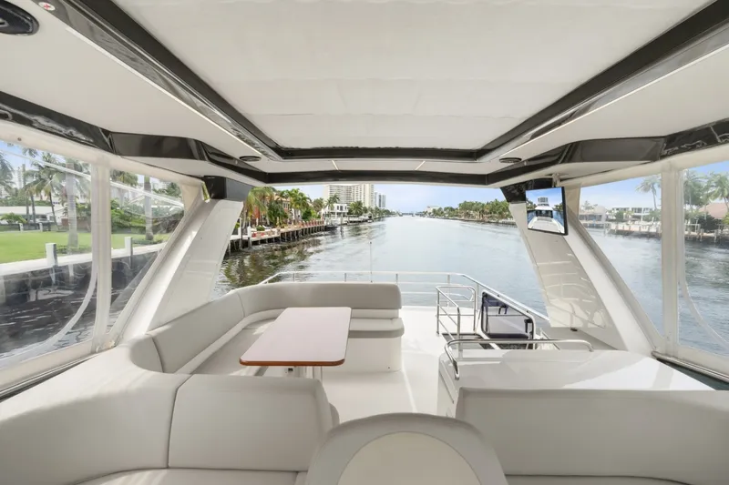 Slide: The Image of Absolute Navetta 52 2022 - 7398305
