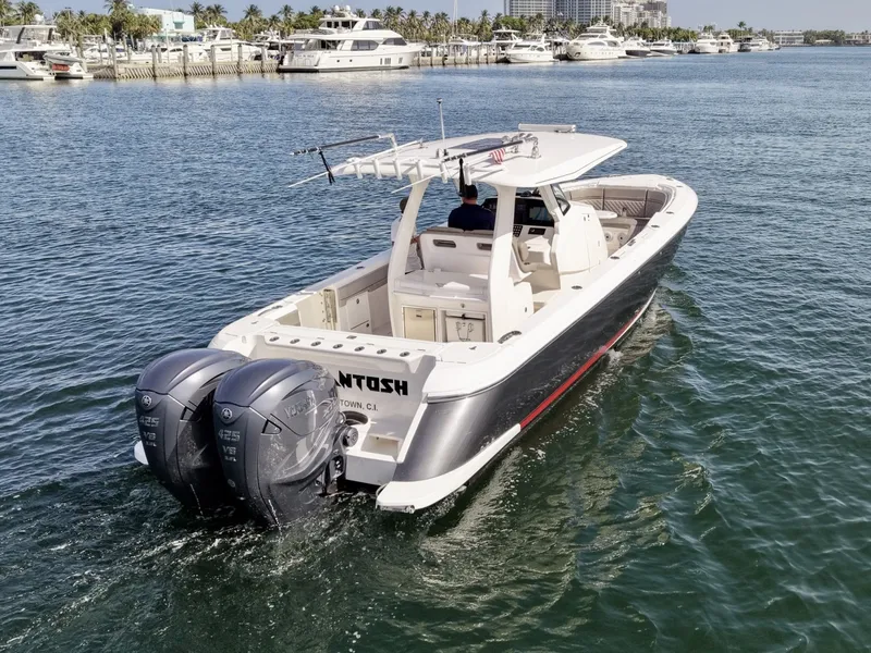 Slide: The Image of Intrepid 345 Nomad SE 2019 - 7288904