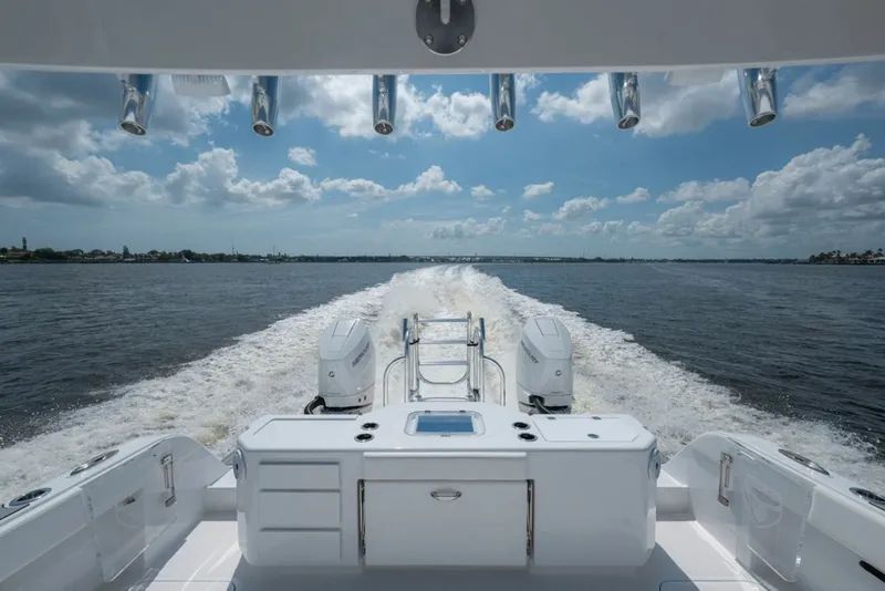 Slide: The Image of Powercat Toro 42 2026 - 7385054