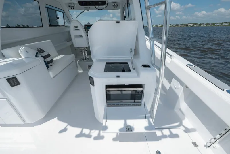 Slide: The Image of Powercat Toro 42 2026 - 7385087