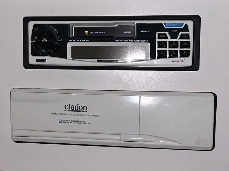 Slide: The Image of Sound System 1999 Sea Ray 340 Sundancer - 7289064