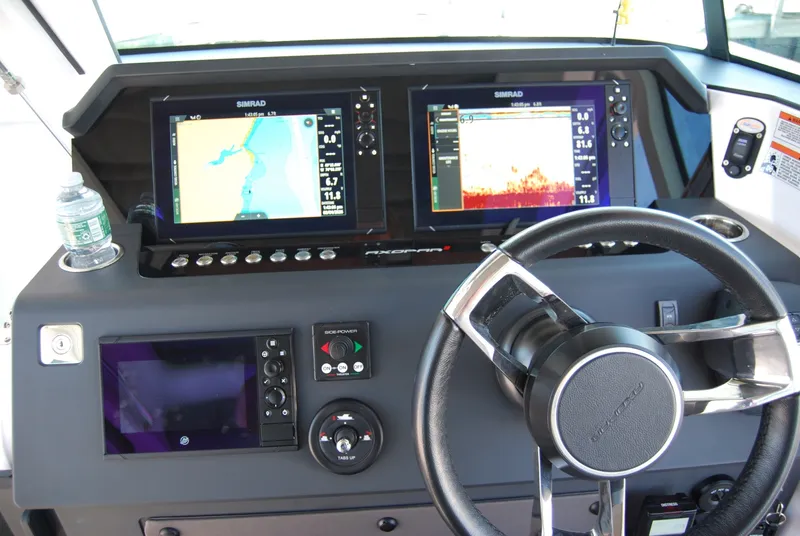 Slide: The Image of Axopar 37 XC Cross Cabin 2022 - 7289127