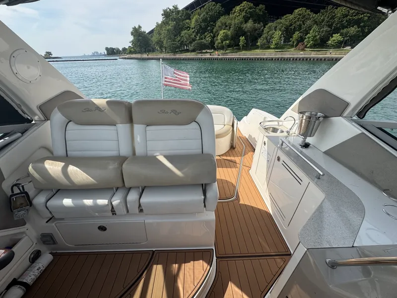 Slide: The Image of Sea Ray 310 Sundancer 2008 - 7289094