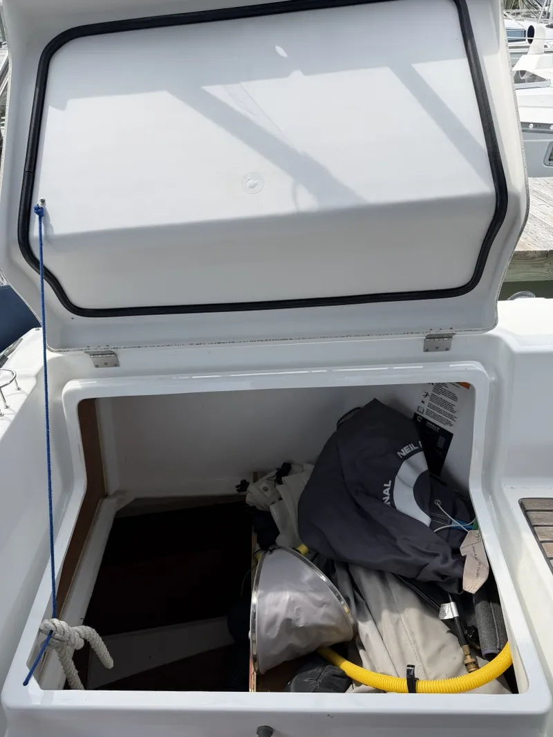 Slide: The Image of Beneteau Oceanis 41 2014 - 7405759