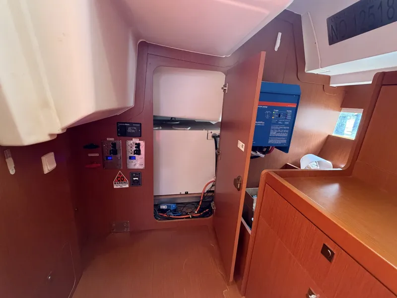 Slide: The Image of Beneteau Oceanis 41 2014 - 7405843
