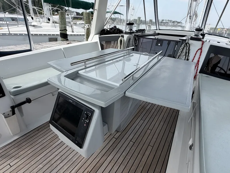 Slide: The Image of Beneteau Oceanis 41 2014 - 7405766