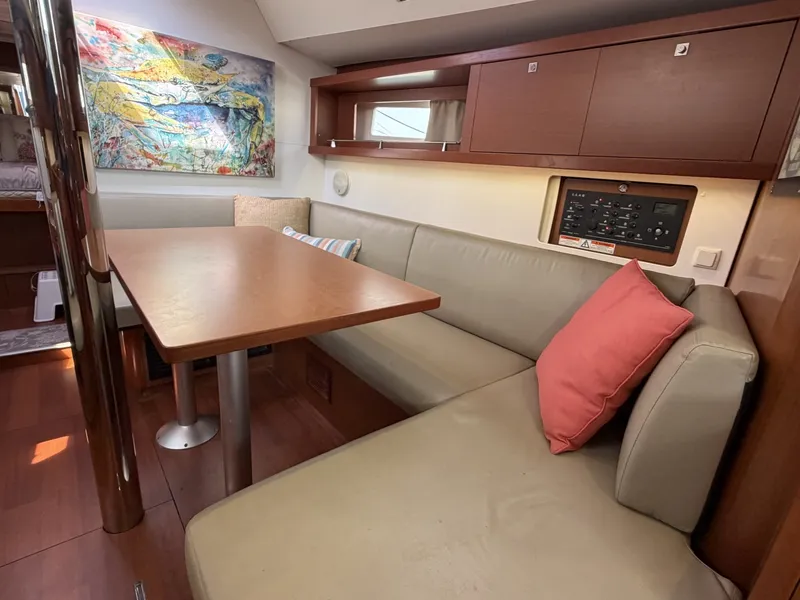 Slide: The Image of Beneteau Oceanis 41 2014 - 7405954