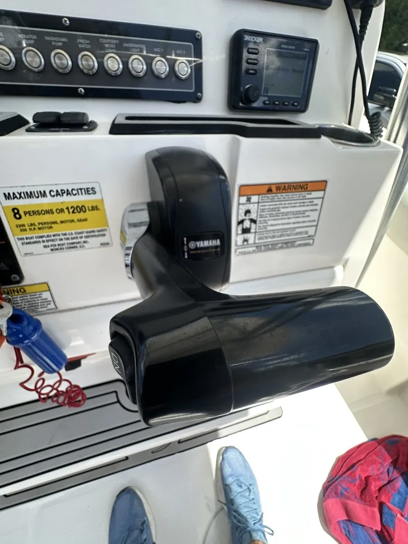 Slide: The Image of Sea Fox 228 Commander 2020 - 7369104
