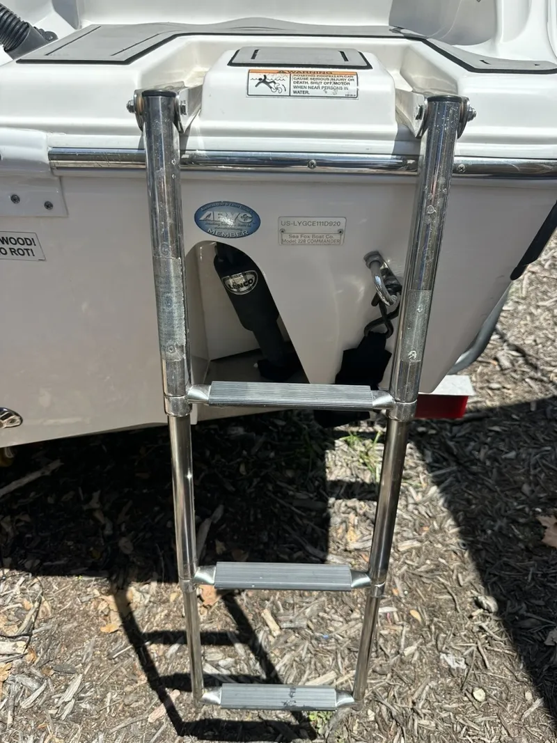 Slide: The Image of Sea Fox 228 Commander 2020 - 7369240