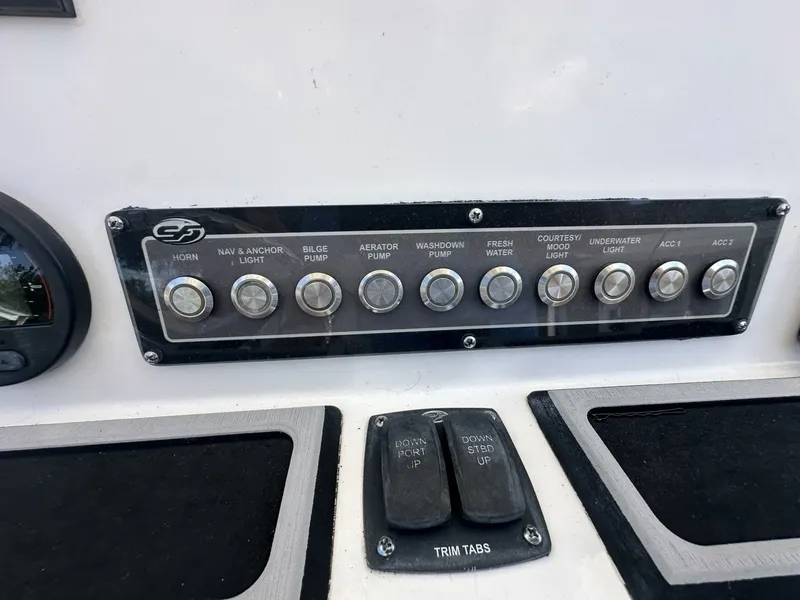 Slide: The Image of Sea Fox 228 Commander 2020 - 7369103