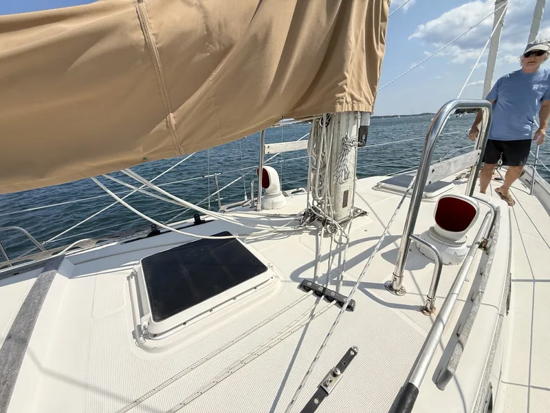 Slide: The Image of Pacific Seacraft 37 1994 - 7309029