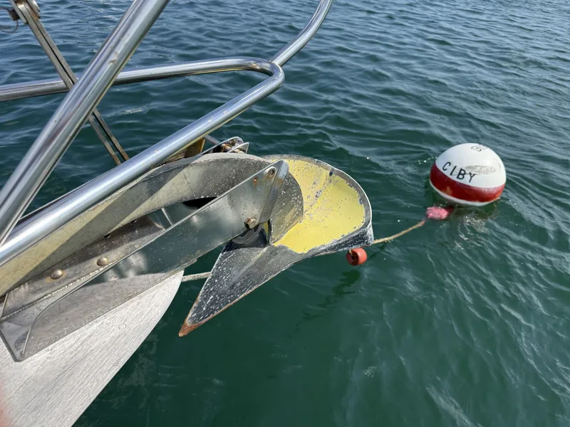 Slide: The Image of Pacific Seacraft 37 1994 - 7309021
