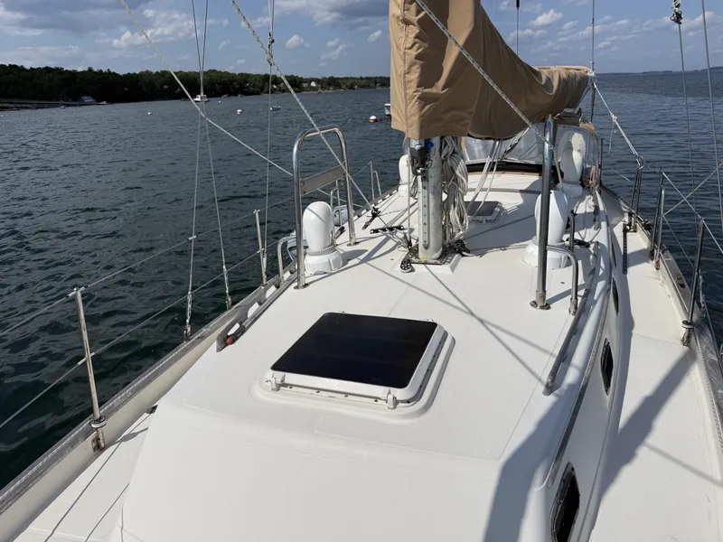 Slide: The Image of Pacific Seacraft 37 1994 - 7309022