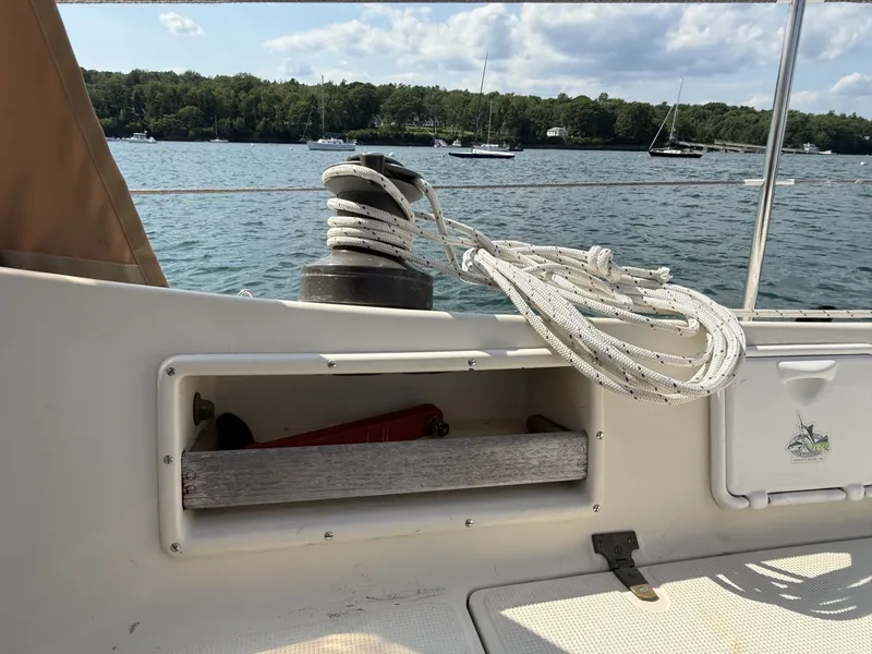 Slide: The Image of Pacific Seacraft 37 1994 - 7309037
