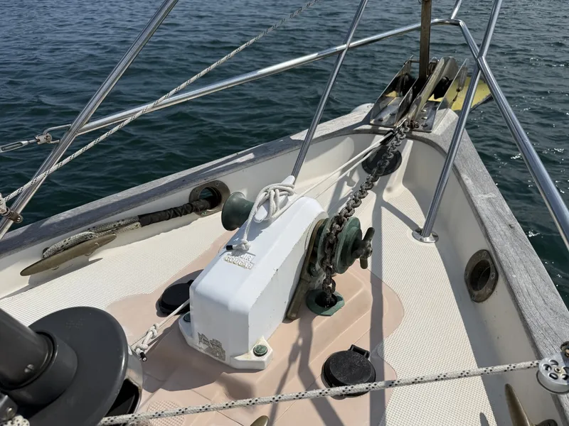 Slide: The Image of Pacific Seacraft 37 1994 - 7309017