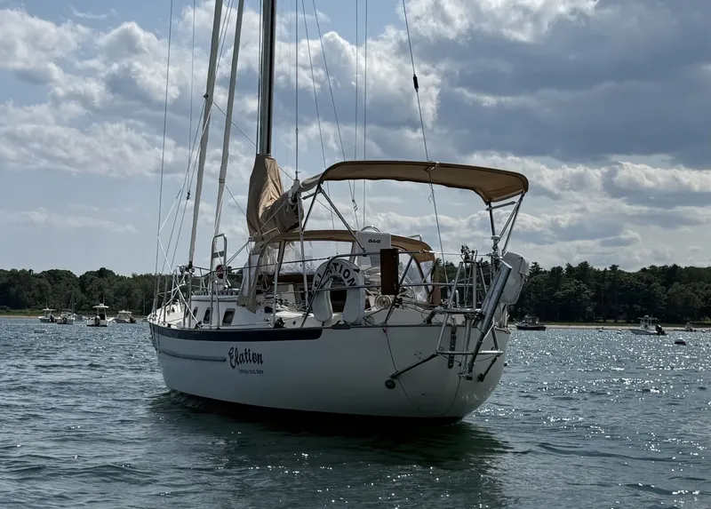 Slide: The Image of Pacific Seacraft 37 1994 - 7308972