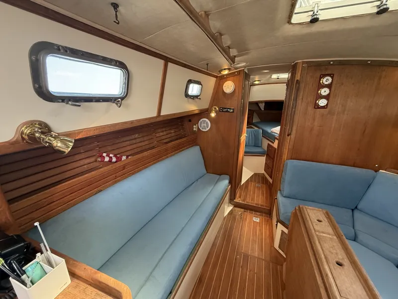 Slide: The Image of Pacific Seacraft 37 1994 - 7308979