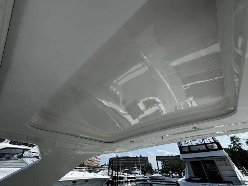 Slide: The Image of Sea Ray 350 SLX 2021 - 7309436