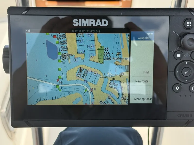 Slide: The Image of 1990 Island Packet 35 Simrad - 7309449