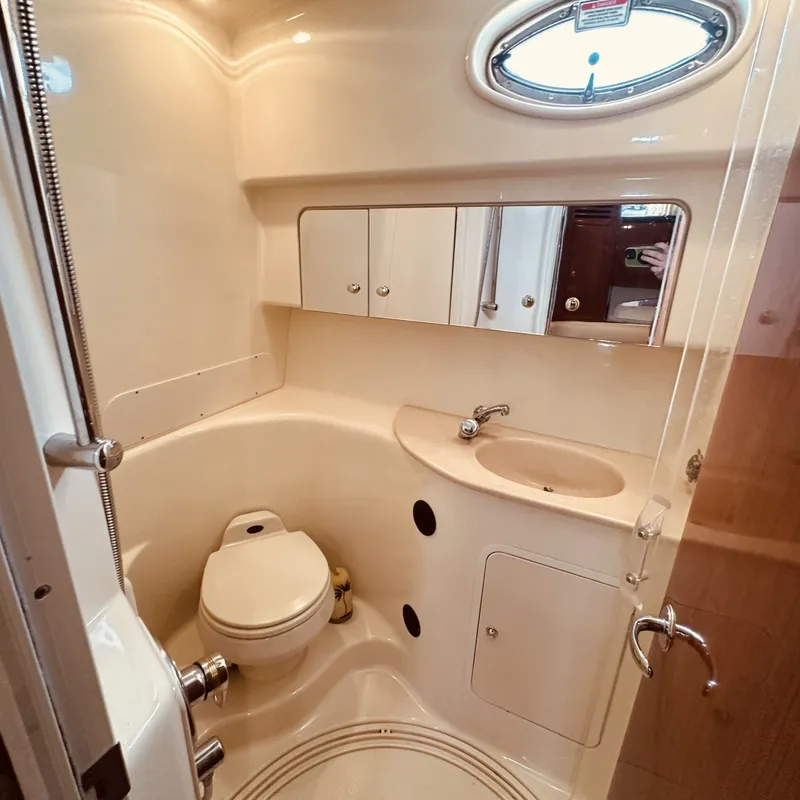 Slide: The Image of Sea Ray Sundancer 360 2002 - 7309890
