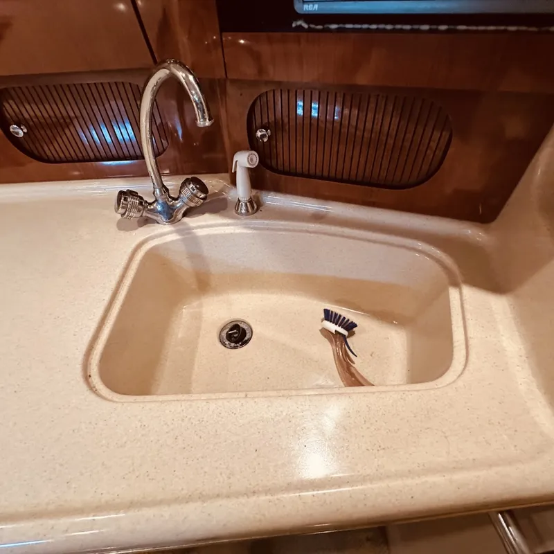 Slide: The Image of Sea Ray Sundancer 360 2002 - 7309740