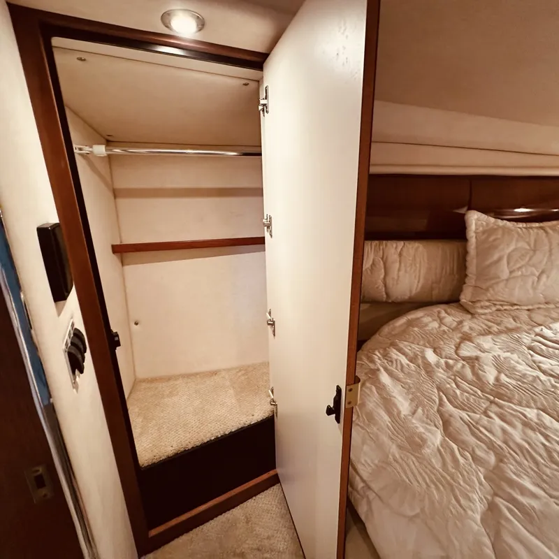 Slide: The Image of Sea Ray Sundancer 360 2002 - 7309880