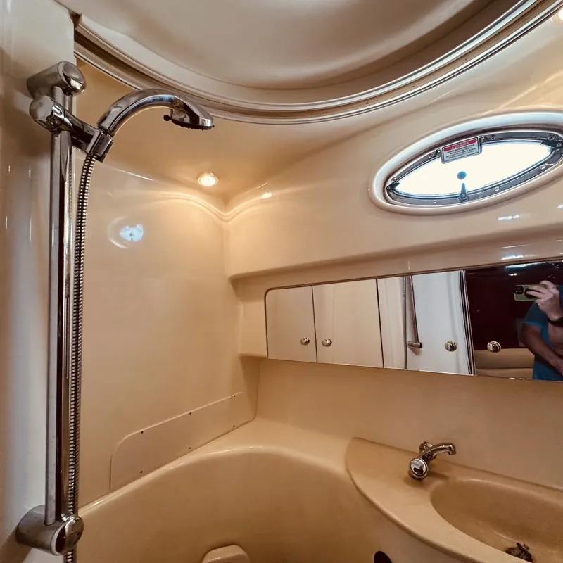 Slide: The Image of Sea Ray Sundancer 360 2002 - 7309889