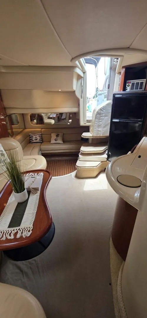 Slide: The Image of Sea Ray 380 Sundancer 2002 - 7368886